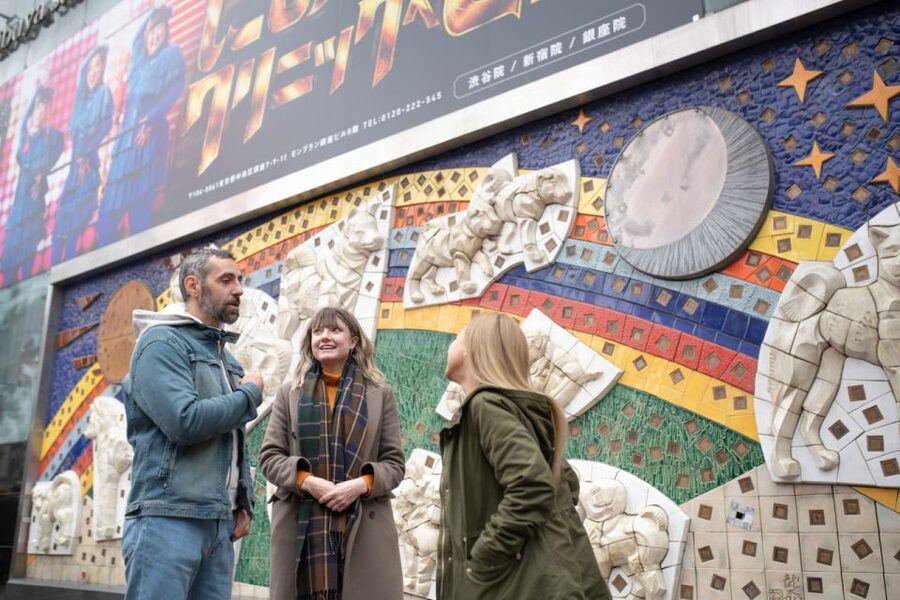 Shibuya & Harajuku: Hidden Gems & Highlights Private Tour - Finding quieter lanes and everyday Tokyo