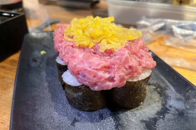 Shinjuku: Food Tour – 15 Dishes at 4 Eateries - The guides make the difference