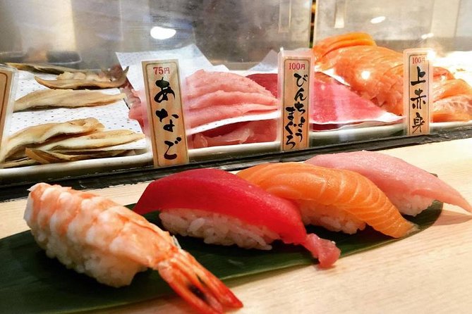 Shinjuku: Golden Gai Food Tour - Yakitori, small plates, and the first drink
