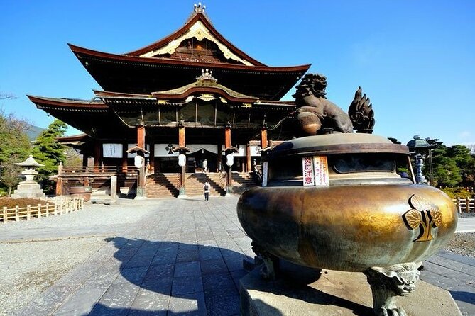Snow Monkey Park & Zenkoji Temple Nagano Pvt. Full Day Tour. - Zenkoji Temple and Nagano’s Buddhist identity