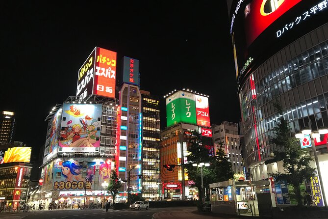 The Dark Side of Tokyo - Night Walking Tour Shinjuku Kabukicho - The narrow bar district