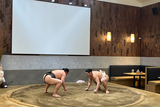 the SUMO show with Dinner - Who will enjoy this sumo dinner most?