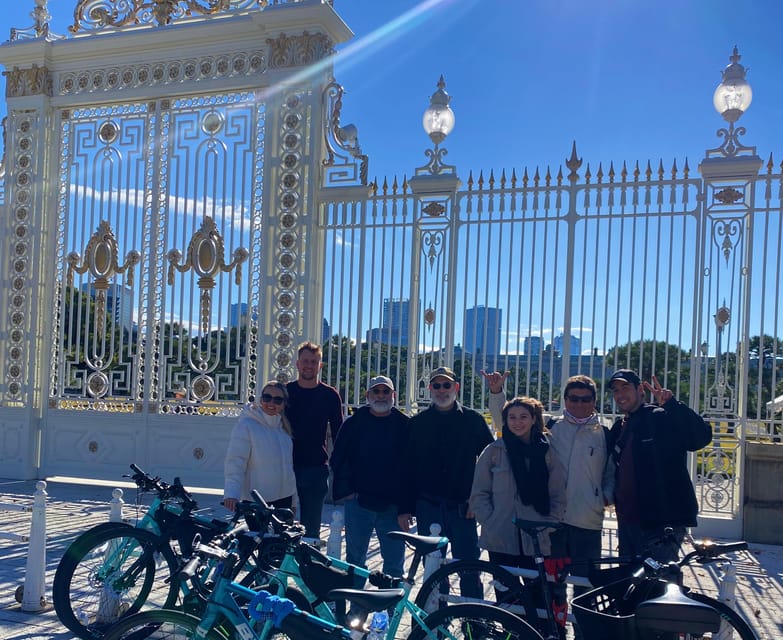 Tokyo: 3-Hour Bike or E-Bike City Highlights Tour - Akasaka Palace and the Olympic district