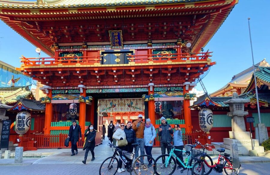Tokyo: 3-Hour Bike or E-Bike Tour of City's Hidden Gems - Meeting the ride near Commodore Perry