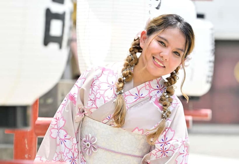 Tokyo: Asakusa Kimono Dressing and Matcha Experience - Who should book this experience?