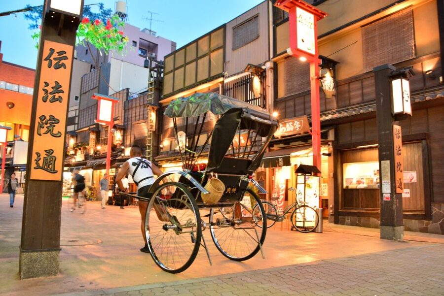 Tokyo: Asakusa Sightseeing Tour by Rickshaw - Picking the right length
