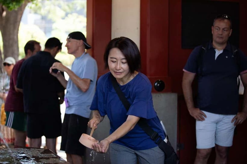 Tokyo: Asakusa Walking Tour with Sensoji Temple Visit - Understanding Sensoji Temple beyond the photo