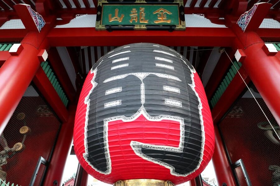 Tokyo: Asakusa Walking Tour with Sensoji Temple Visit - Hoppy Street and the everyday side of Asakusa