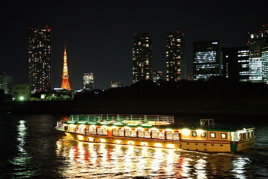 Tokyo Bay: Traditional Japanese Yakatabune Dinner Cruise - What a Yakatabune Dinner Really Feels Like