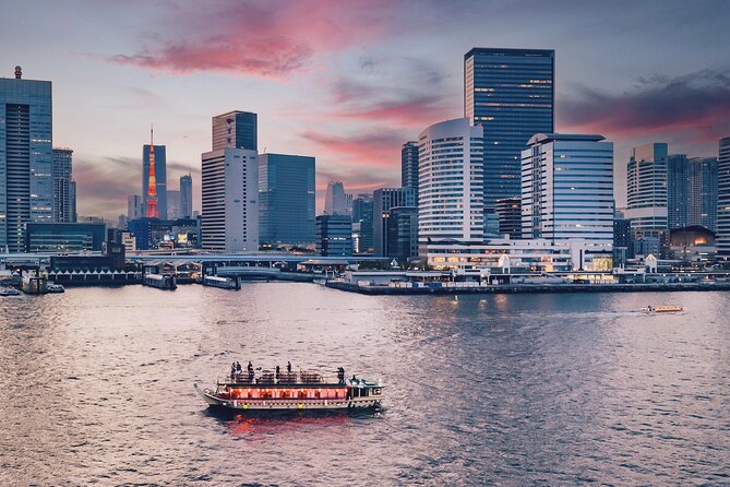 Tokyo Bay Yakatabune Dinner/Day Cruise with Japan Show and Drinks - Fuji TV and Tokyo Tower complete the city panorama