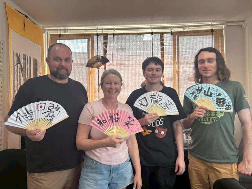 Tokyo:Calligraphy &Make your original folding fan in Asakusa - Creating the original folding fan