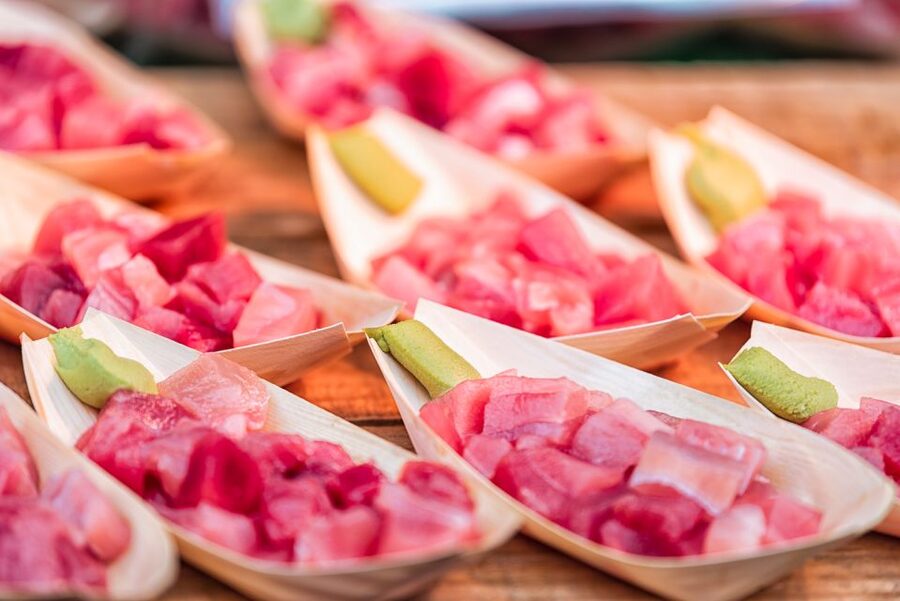Tokyo: Classic Tsukiji Food Tour - Starting the morning at Tsukiji