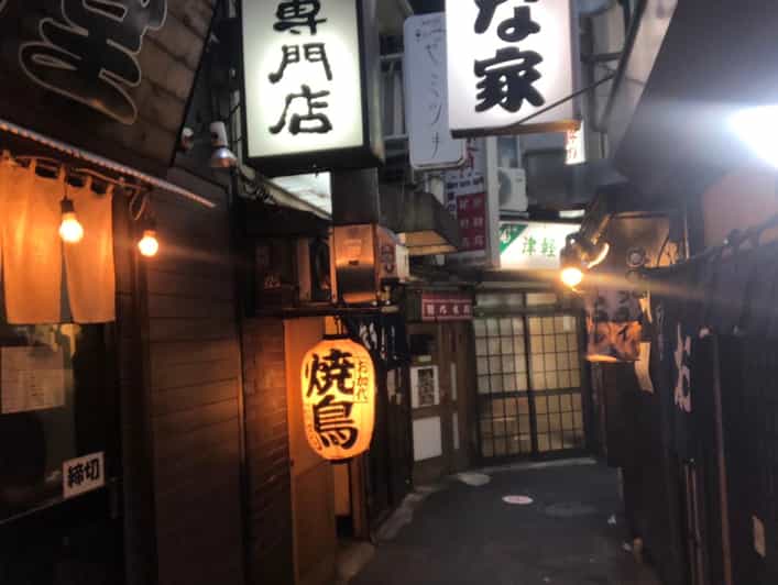Tokyo: Customizable Private Guided Walking Tour - Food stops from markets to traditional restaurants