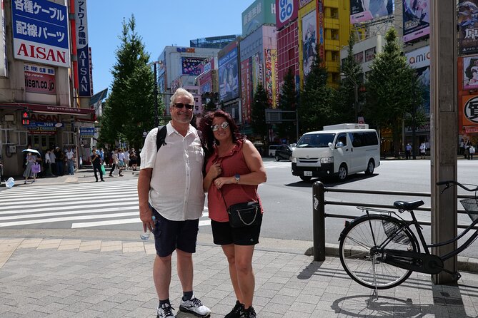 Tokyo Customized Private Walking Tour With Local Guide - Using local trains to make more of your time