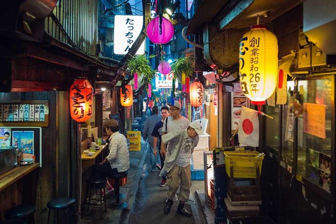 Tokyo Cyberpunk Street Photo Tour - Omoide Yokocho and the value of tighter frames