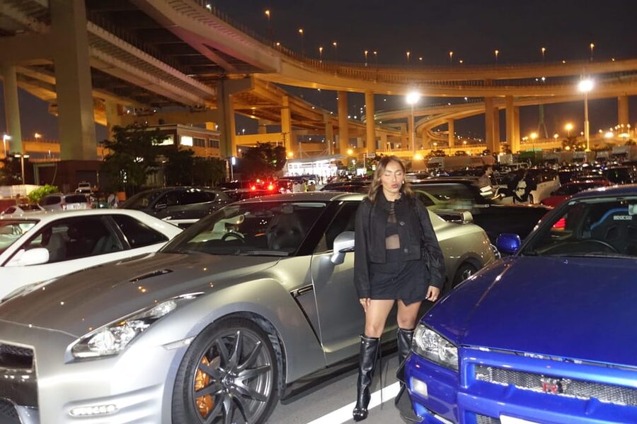 Tokyo: Daikoku Car Meet Tour at Night with JDM Guides - APIT, engines, parts, and souvenirs