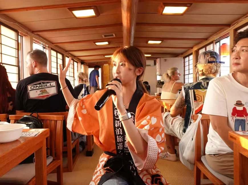 Tokyo Dinner Cruise & Tradition Show & Drinks & Tokyo Tower - Tokyo Bay views, from Rainbow Bridge to the skyline
