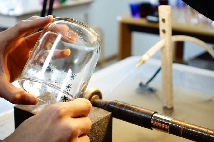 Tokyo: Edo Kiriko Traditional Glass Carving Class - What $30 buys you in Tokyo