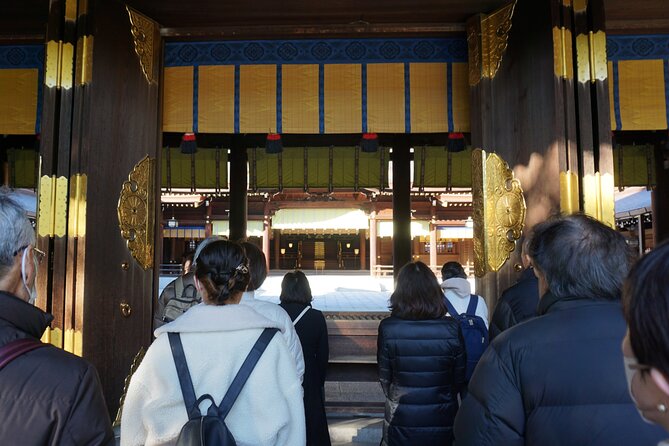 Tokyo: Harajuku Meiji Shrine to Shibuya Crossing Guided Tour - Timing, meeting point, and practical planning
