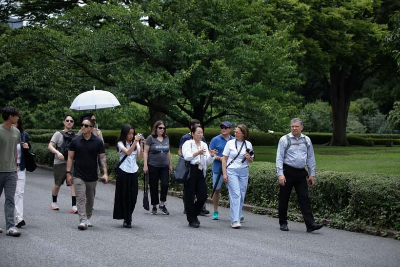 Tokyo: Imperial Palace East Gardens Walking Tour - Stone walls, guard houses, and castle defenses