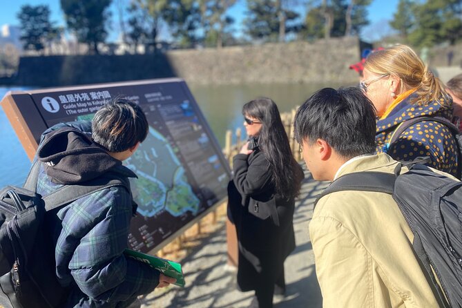 Tokyo Imperial Palace with Kagurazaka Alley Tour - Ushigome Mitsuke and the city’s defensive past