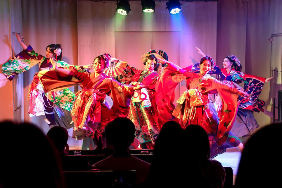 Tokyo: Japanese Dance Cabaret Theater Asakusa-Kaguwa Ticket - Key points at a glance