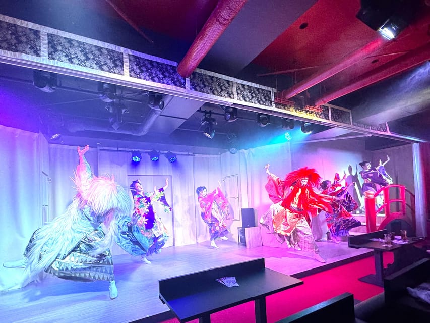 Tokyo: Japanese Dance Cabaret Theater Asakusa-Kaguwa Ticket - Inside the red Japanese-style theater