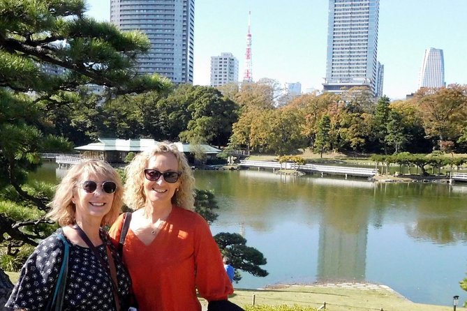 Tokyo Japanese Garden Lover's Private Tour with Government-Licensed Guide - Shinjuku Gyoen and Meiji Jingu