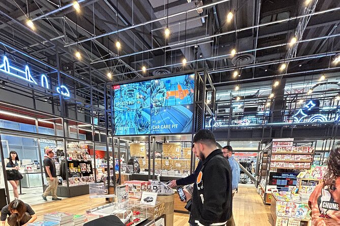 Tokyo JDM Car Meet Experience in Daikoku PA - A-PIT Super Autobacs, Tokyo’s car-culture shopping stop