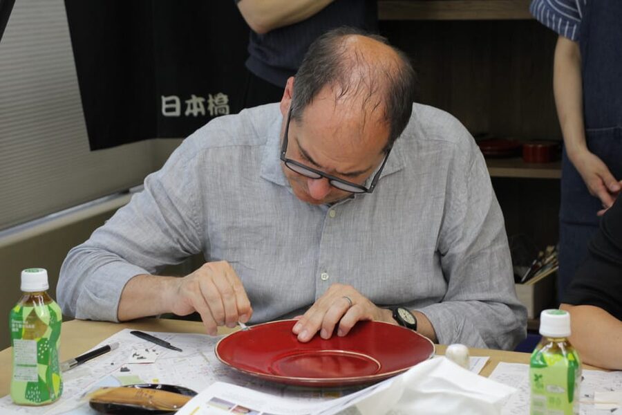 Tokyo: Kintsugi Art Repair Workshop - What kintsugi means beyond the gold lines
