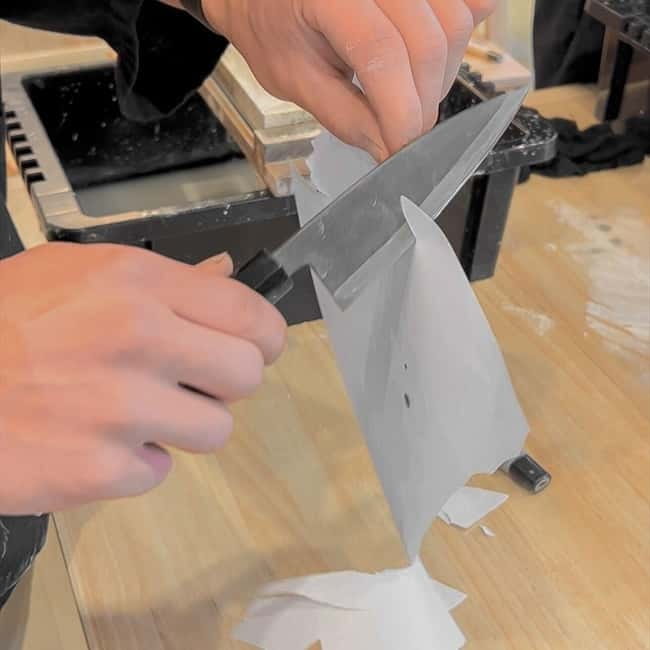 Tokyo: Knife Making Workshop (Sharpening, Engraving) - Key points to know before booking