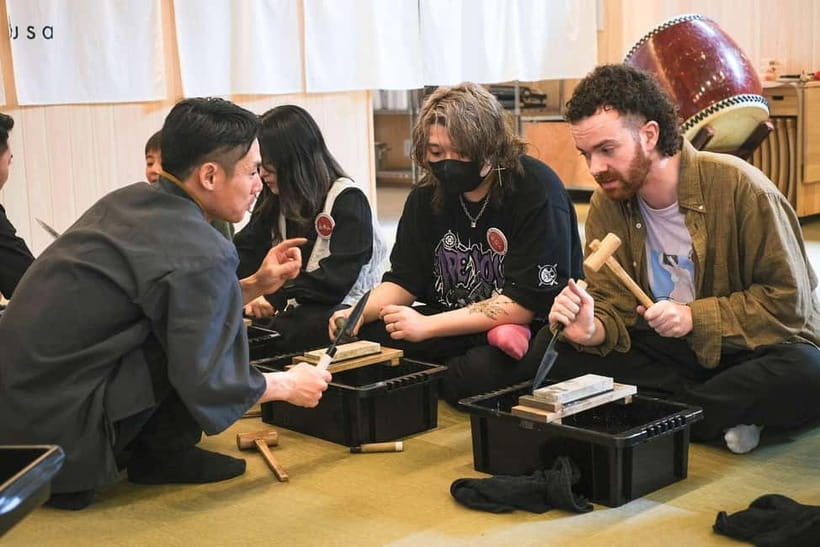 Tokyo: Knife Making Workshop (Sharpening, Engraving) - Tea, snacks, and the human side of the class