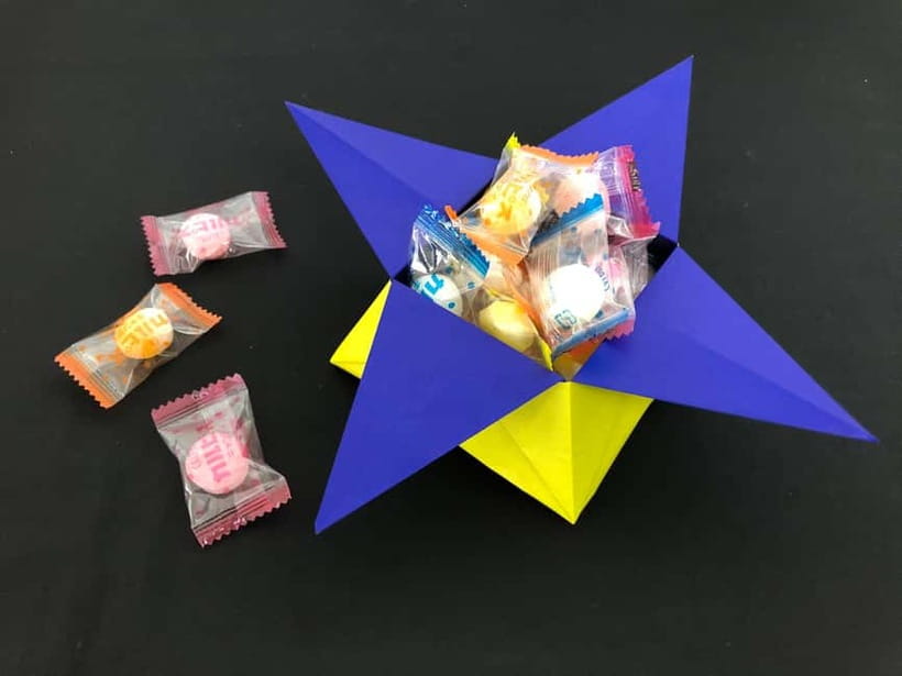 Tokyo: Learn Traditional Origami with a Local - Finding FEEEP in Shinjuku
