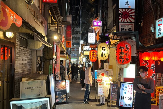 Tokyo Local Food Tour: Noodles, Skewers, Dumplings, Sweets - Taiyaki brings the evening to a sweet finish