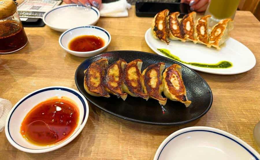 Tokyo: Locals´ Secret Food Tour // Eat like a Japanese - Guides Make the Difference