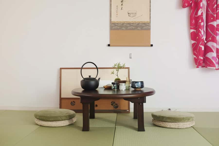 Tokyo: Matcha and Kimono Experience - The tea lesson begins with more than matcha