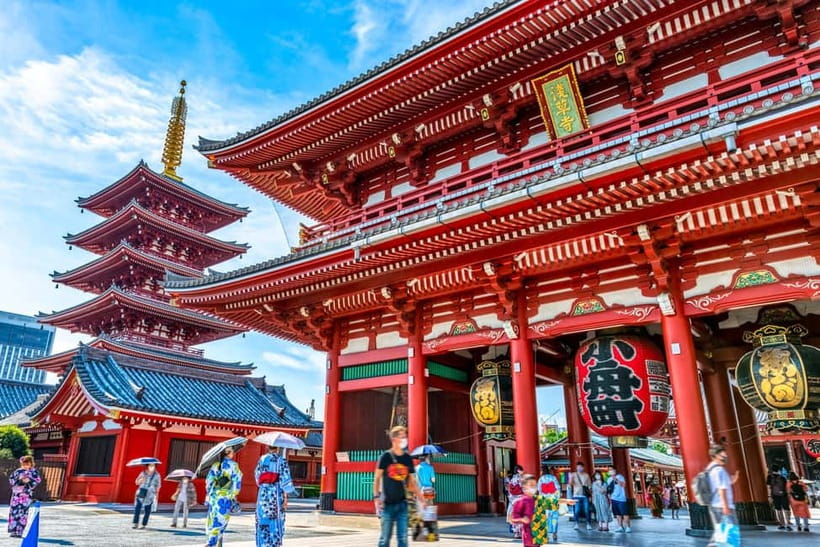Tokyo Morning Tour: Meiji Shrine, Asakusa & Fish Market - Meiji Shrine: a calm first hour in Tokyo