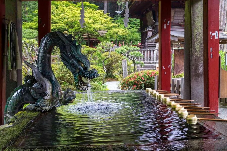 Tokyo: Mount Fuji & Hakone Private Tour with Guide - Lake Ashi and the pirate ship cruise