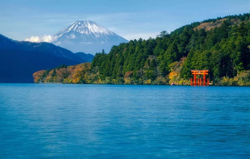 Tokyo: Mt. Fuji, Owakudani, Hakone Shrine, & Open-Air Museum - Finding stillness at Hakone Shrine and Lake Ashi