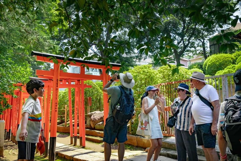 Tokyo: Old Quarter Yanaka Walking Tour - Why Yanaka feels unlike modern Tokyo
