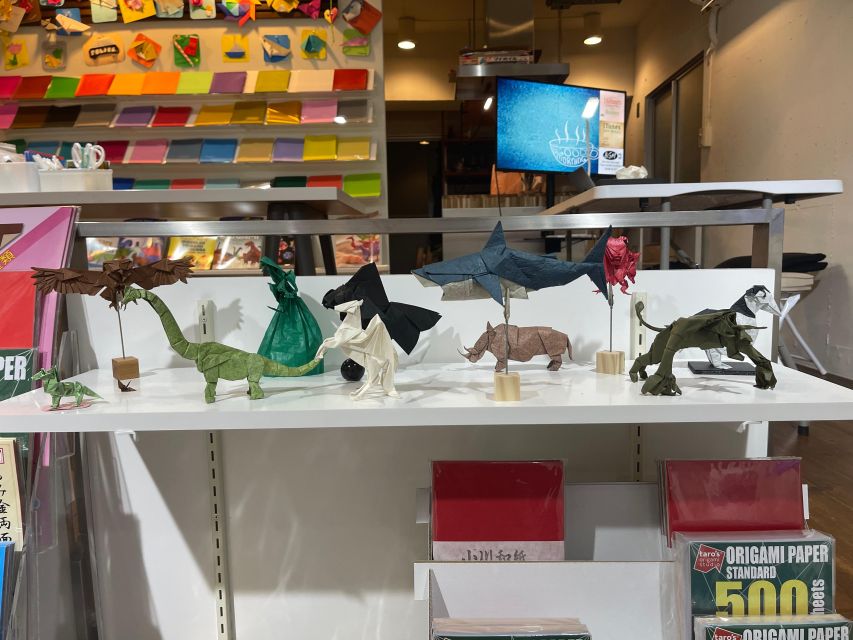 Tokyo: Origami Fun for Families & Beginners in Asakusa - How the tablet-guided session works