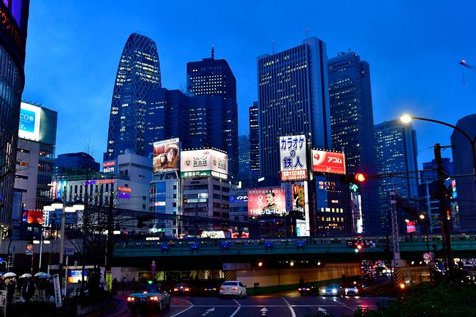 Tokyo Photography Masterclass - Private Photography Lesson - Starting at Hachiko and working Shibuya