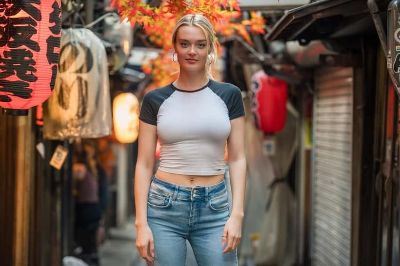 Tokyo Photoshoot Tour with a Local Photographer - Shinjuku: Neon, Narrow Streets, and Tokyo After Dark