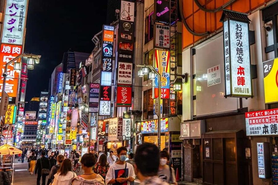 Tokyo: Private Walking Tour with a Local Guide - Tsukiji Outer Market: food, tasting, and practical choices