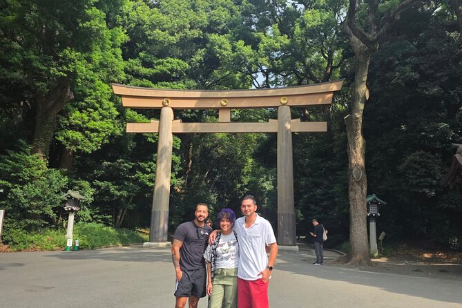Tokyo Private Walking Tour With Fresh Eyes, Local Hearts - Imperial Palace and Tokyo’s central past