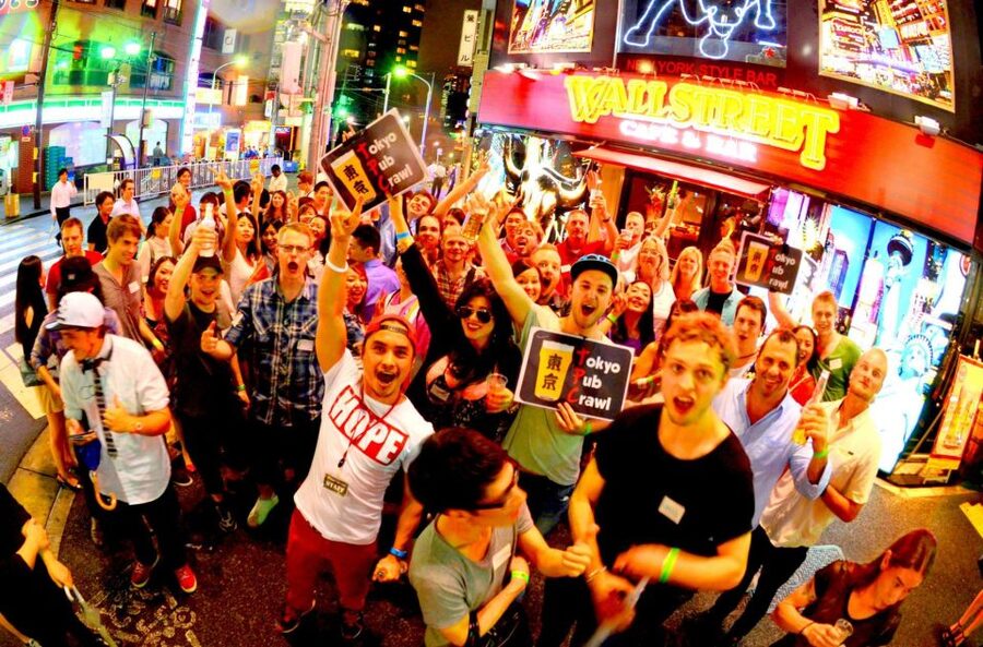 Tokyo: Pub Crawl and Bar Tour - Meeting at Bar Propaganda in Roppongi