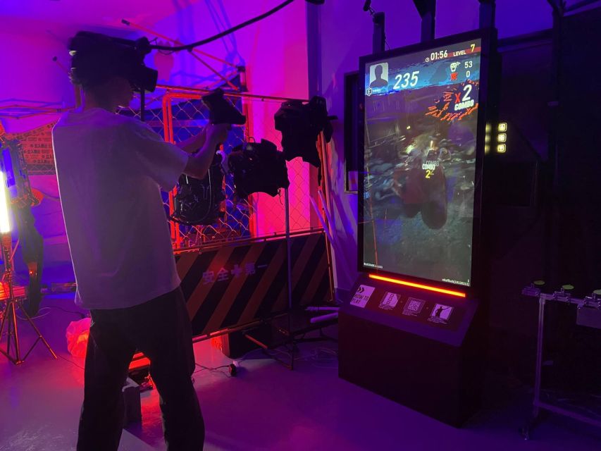 Tokyo: Robot Piloting Attraction Ticket - Getting to the lab in Ryogoku