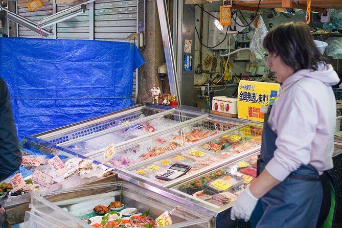 Tokyo’s Must-Sees: 5-hour Tsukiji, Akihabara & Asakusa Tour - Tsukiji Honganji Temple Sets the Tone