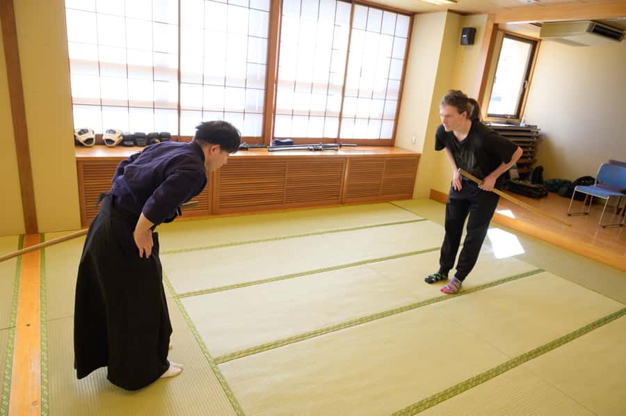 Tokyo: Samurai Adventure! Authentic Sword Experience - Watching the actors demonstrate real stage-combat skill