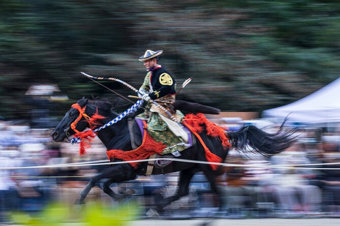 Tokyo:Samurai sword and archery class from a samurai descendant - Iai forms: learning to swing with control